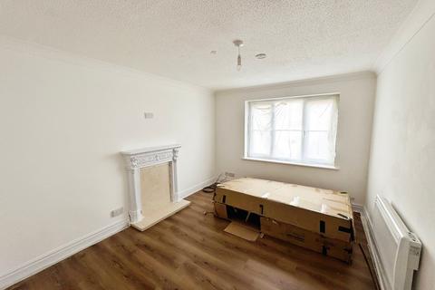 1 bedroom apartment for sale, Sutherland View, Lancashire FY1