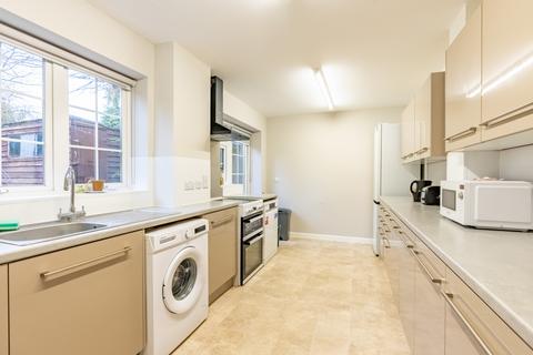 19 Raymer Close, St Albans, AL1 3QH