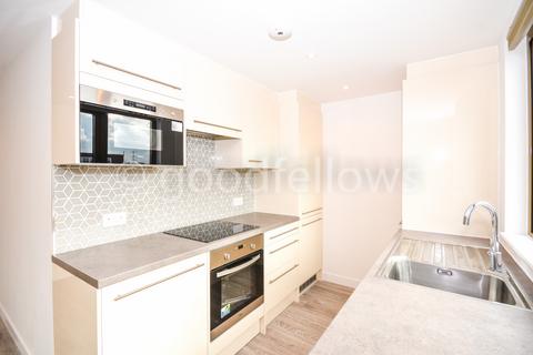 2 bedroom apartment to rent, London Road, Surrrey SM3