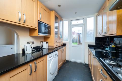 5 Warner Avenue, Cheam, Sutton, SM3 9RH