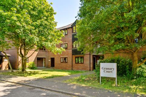 1 bedroom apartment to rent, Granary Court, Essex CM6