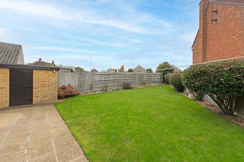 2 bedroom bungalow for sale, Coltsfield, Essex CM24