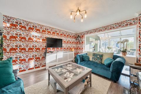 25 Pilgrim Close, Great Chesterford, Saffron Walden, CB10 1QG