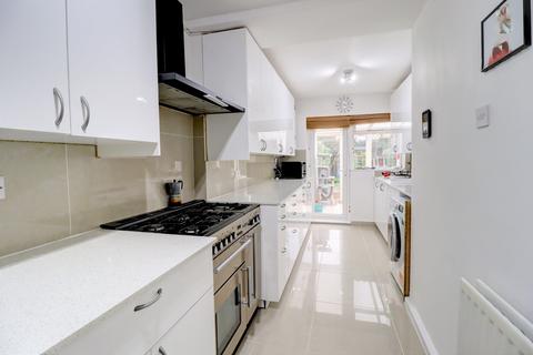 1 Fairfields, Great Kingshill, High Wycombe, HP15 6EP