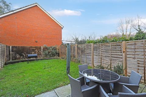 6 Howard Close, Loughton, IG10 3NR