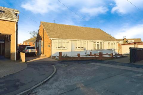 2 bedroom bungalow for sale, Bellcroft Road, Hull HU12