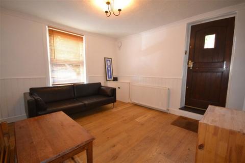 1 bedroom maisonette to rent, Weymouth Street, Apsley, Hemel Hempstead