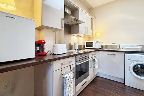 1 bedroom flat to rent, Market Place, Kent DA6