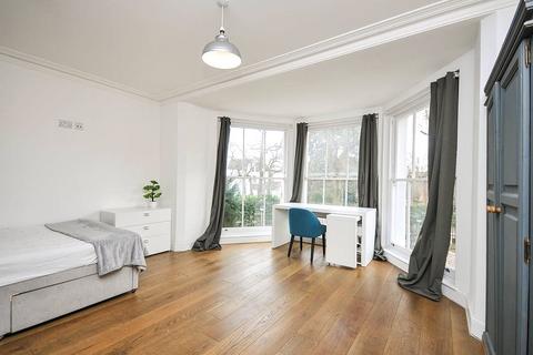 4 bedroom flat to rent, Fox Hill, London SE19