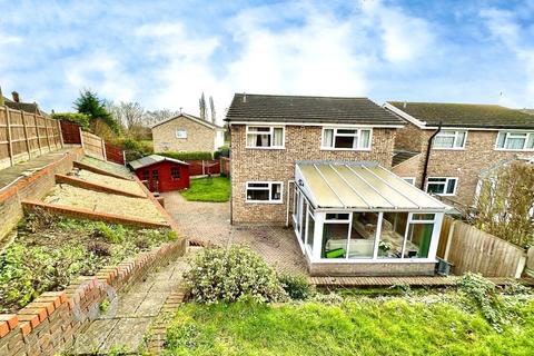 4 bedroom detached house for sale, Windermere Close, Kent DA1