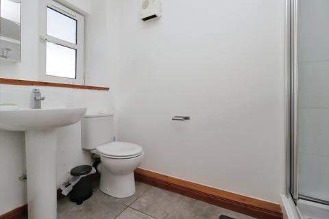 2 bedroom flat for sale, Merchants Way, Fife KY11