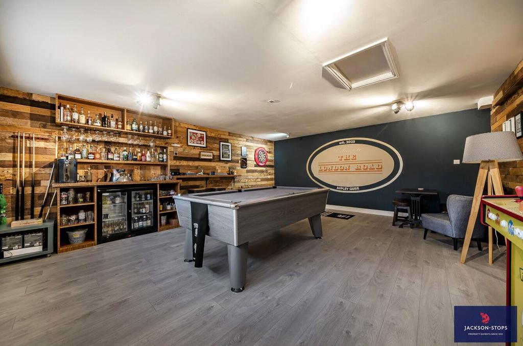 Games Room/Bar