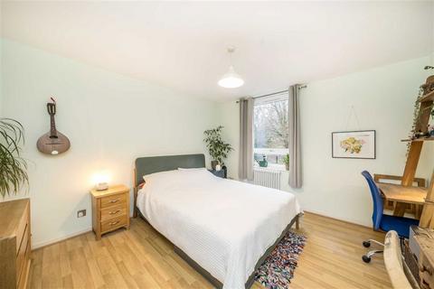 2 bedroom house for sale, Gilmore Road, London SE13