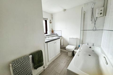 7 Almond Close, Llantwit Fardre, Pontypridd, CF38 2PX