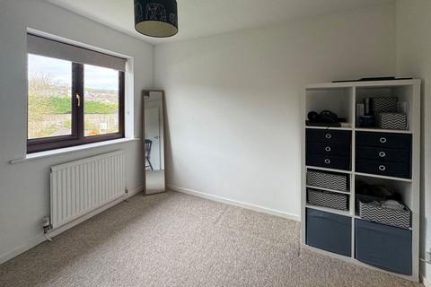 7 Almond Close, Llantwit Fardre, Pontypridd, CF38 2PX