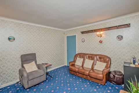 2 bedroom detached bungalow for sale, Blue Hill Lane, Leeds