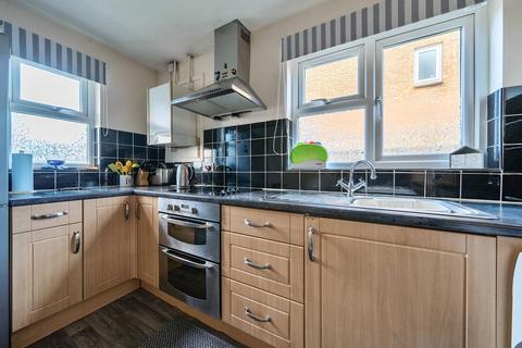 2 bedroom semi-detached house for sale, Hambrook Walk, Sittingbourne, ME10