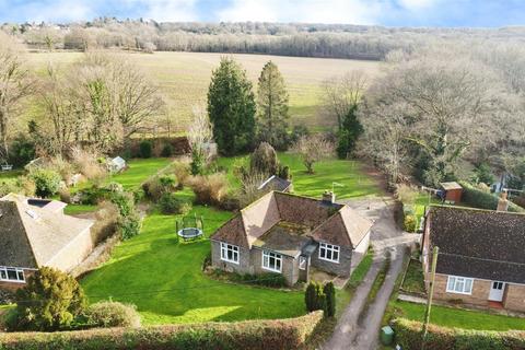 3 bedroom detached bungalow for sale, Ewhurst Lane, Northiam