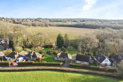 3 bedroom detached bungalow for sale, Ewhurst Lane, Northiam