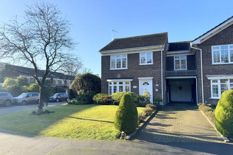 4 bedroom link detached house for sale, Frimley, Camberley GU16