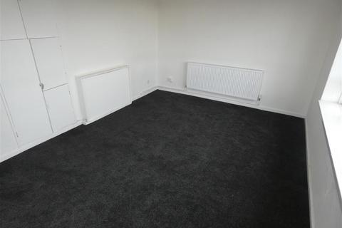 3 bedroom apartment to rent, Yew Tree Lane, Birmingham B26