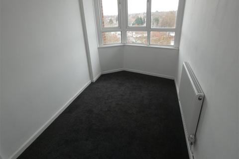 3 bedroom apartment to rent, Yew Tree Lane, Birmingham B26