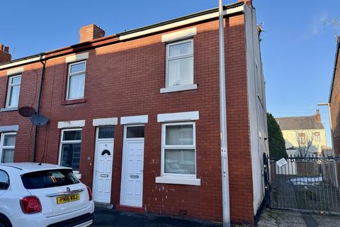 2 bedroom end of terrace house for sale, Drummond Avenue, Blackpool FY3