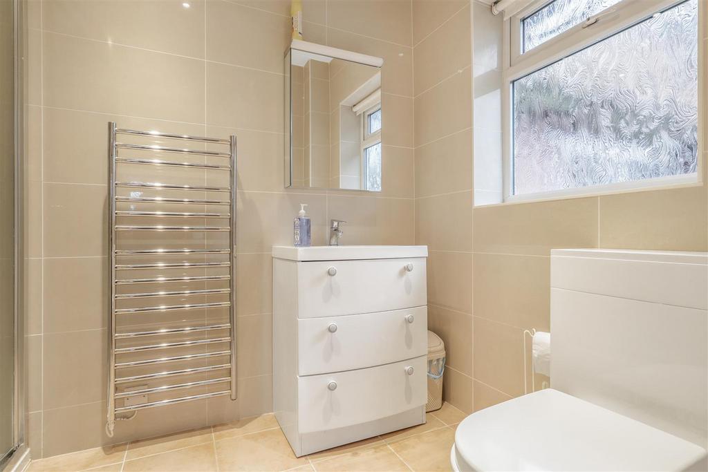 En Suite Shower Room