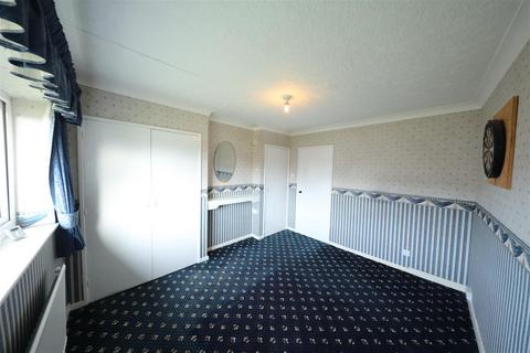 1 bedroom flat for sale, Swanage Walk, Hull