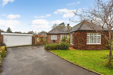 2 bedroom detached bungalow for sale, Henty Close, Walberton