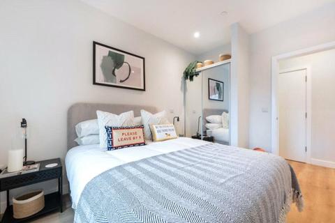 2 bedroom apartment for sale, Metcalfe Court, John Harrison Way, London, SE10