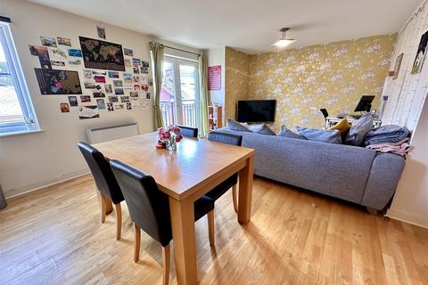 1 bedroom apartment for sale, Central Court, Melville Street, Salford