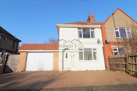 Upper Kings Avenue, Rushden, NN10 8JZ