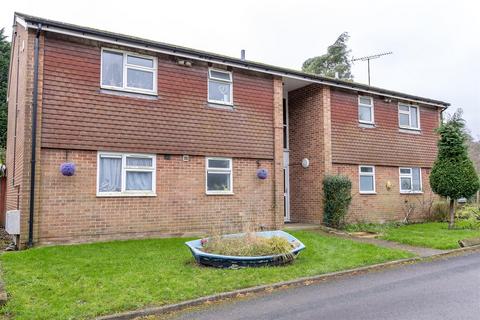 1 bedroom ground floor flat for sale, Montpelier Gardens, Washington, Pulborough, West Sussex