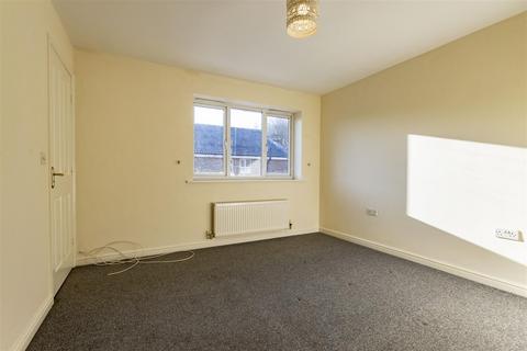 3 bedroom terraced house for sale, Excalibur Way, Chesterfield