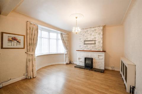 3 bedroom terraced house for sale, Bergholt Avenue, Redbridge