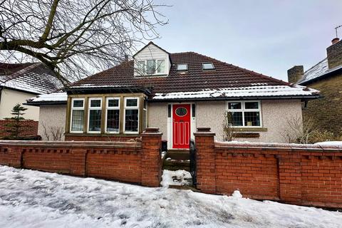 5 bedroom detached house for sale, The Gardens, Heath Road, Halifax