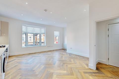 2 bedroom flat to rent, South Ealing Road, London, W5