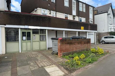 1 Bedroom Flat For Sale Langham Road