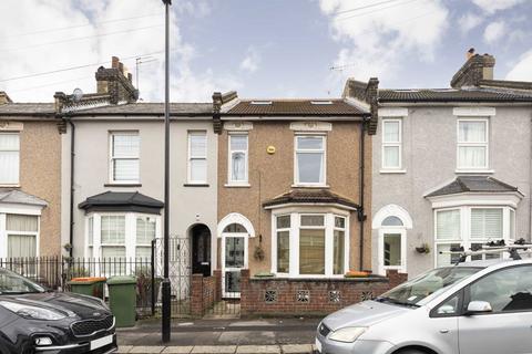 4 bedroom house to rent, Boxley Street, London E16