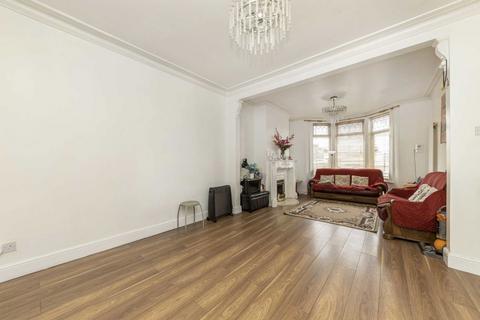 4 bedroom house to rent, Boxley Street, London E16