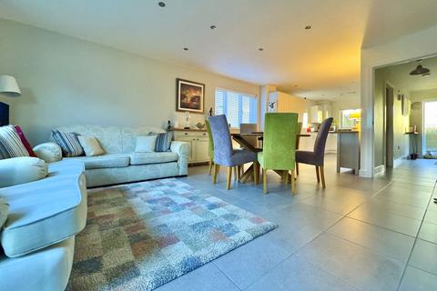 4 bedroom detached house for sale, Beckford Drive, Lansdown