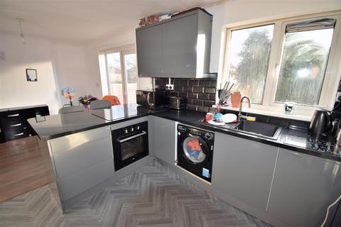 3 bedroom semi-detached house for sale, Rydal Road, Ferryhill