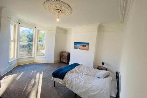 7 bedroom house share to rent, 49 Alexandra Road