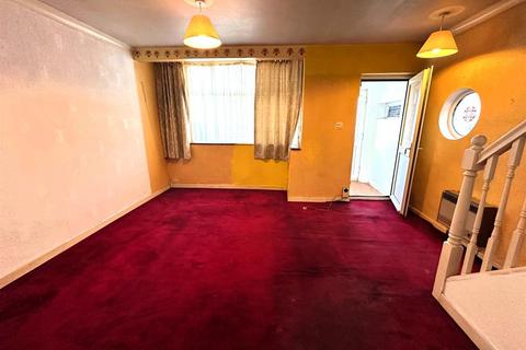 52 The Drive, Feltham, TW14 0AJ