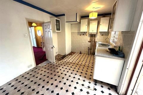 52 The Drive, Feltham, TW14 0AJ