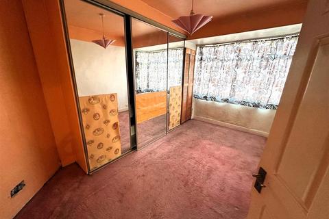 52 The Drive, Feltham, TW14 0AJ