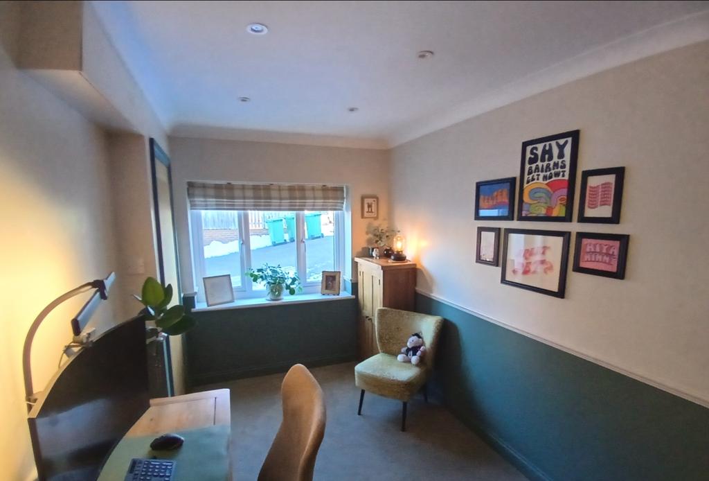 Additional reception room