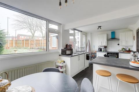 3 bedroom terraced house for sale, Deptford Crescent, Highbury Vale NG6