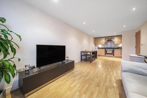 1 bedroom flat for sale, Southern Road, Camberley GU15